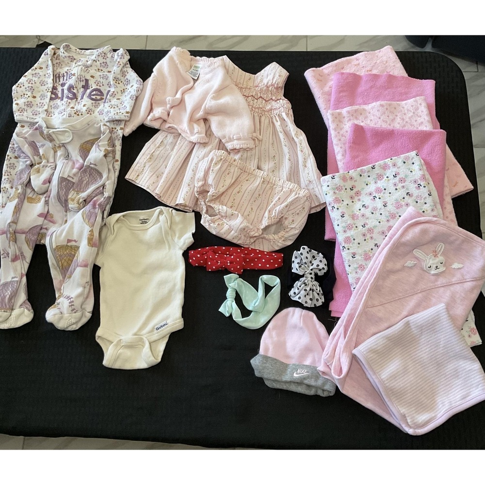 Mixed Brands 17pc Girls 0-3M Bundle Pink Floral Bunny Layette Blankets